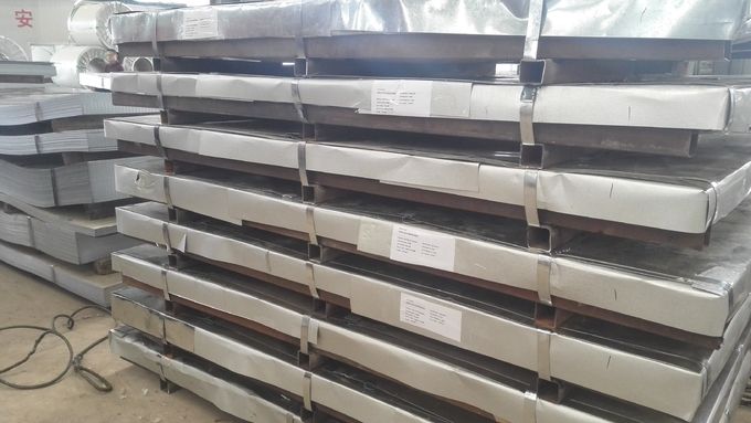 JIS-Standard und Grad-dünnes galvanisiertes Stahlblech 0.5-3.0MM SGCC JIS 3303
