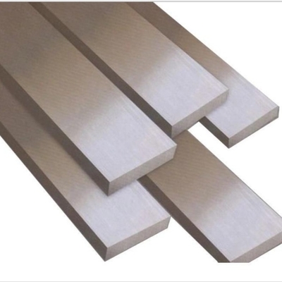 Warmgewalzte SS 304 Flachstange aus Edelstahl 4*50*6000mm