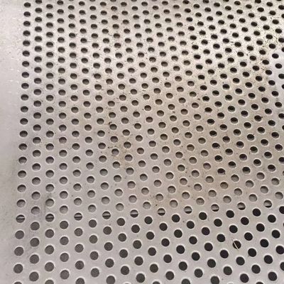 Perforiertes 304 Blatt Mikronloch 0,4 mm x 1000 x 2000 mm Edelstahlblech mit Mikroporisierung