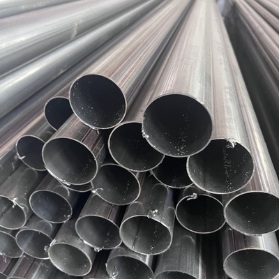 Durchmesser 45 mm x Dicke 2,0 mm x 3050 mm T Material 1,4510 17% Cr (AISI 439) Schweißrohr aus Edelstahl
