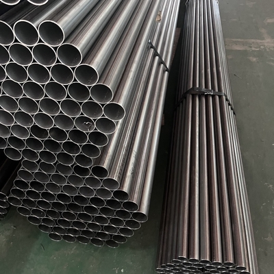 Durchmesser 45 mm x Dicke 2,0 mm x 3050 mm T Material 1,4510 17% Cr (AISI 439) Schweißrohr aus Edelstahl