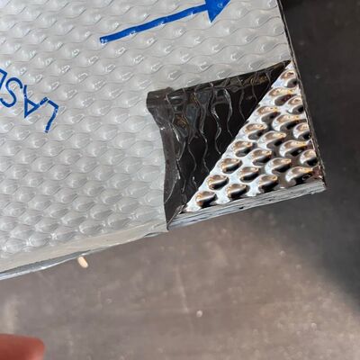 SUS304 Edelstahl Prägeblech Spiegeloberfläche 0,8 * 1219 * 2438 mm 6WL Typ mit Laserfolie