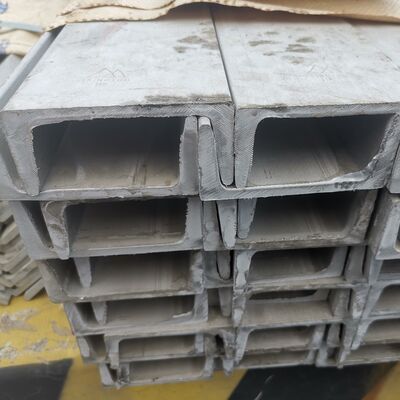 Warmgewalzte ASTM A276 TP316L Edelstahlkanalstange U-Kanal 100*53*6mm
