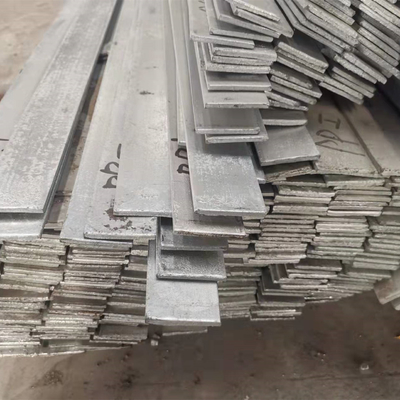 Heiße eingetauchte galvanisierte flache Stange S235jr A36 des Kohlenstoffstahl-12m für Baumaterial