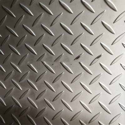SUS304 Gray Metal Stainless Steel Plates mit Diamond Pattern Garden Decoration